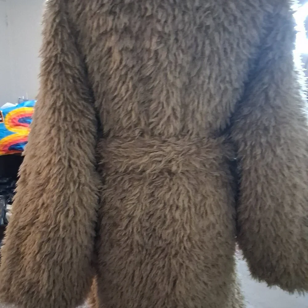 Boutique J. Renee Shaggy Tan Faux Fur Long Coat - Picture 10 of 14